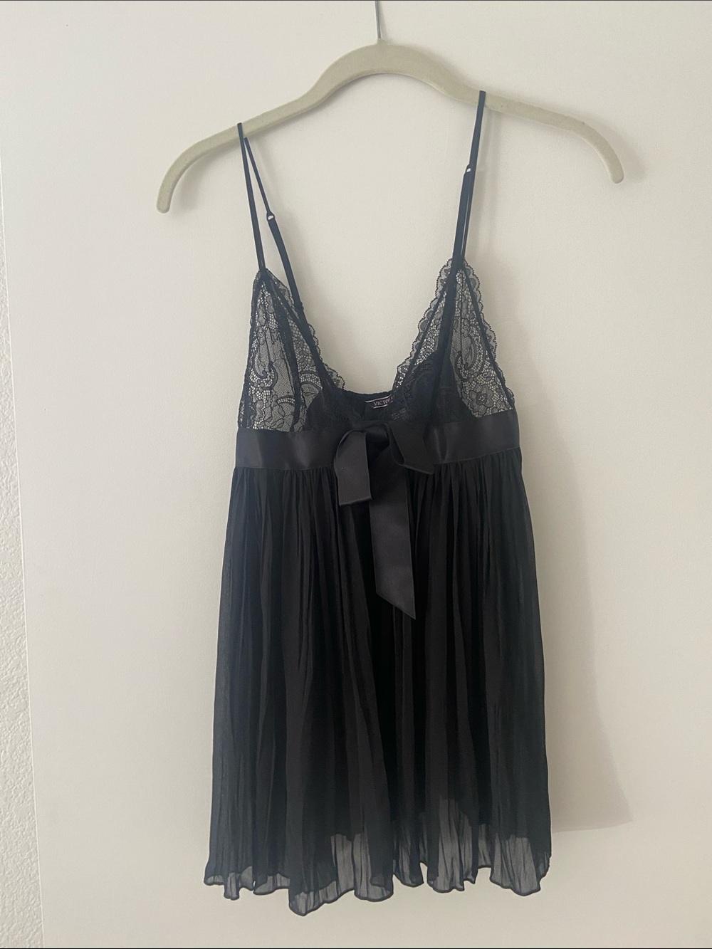 Victoria's Secret Black Lace & Satin Bow Chemise